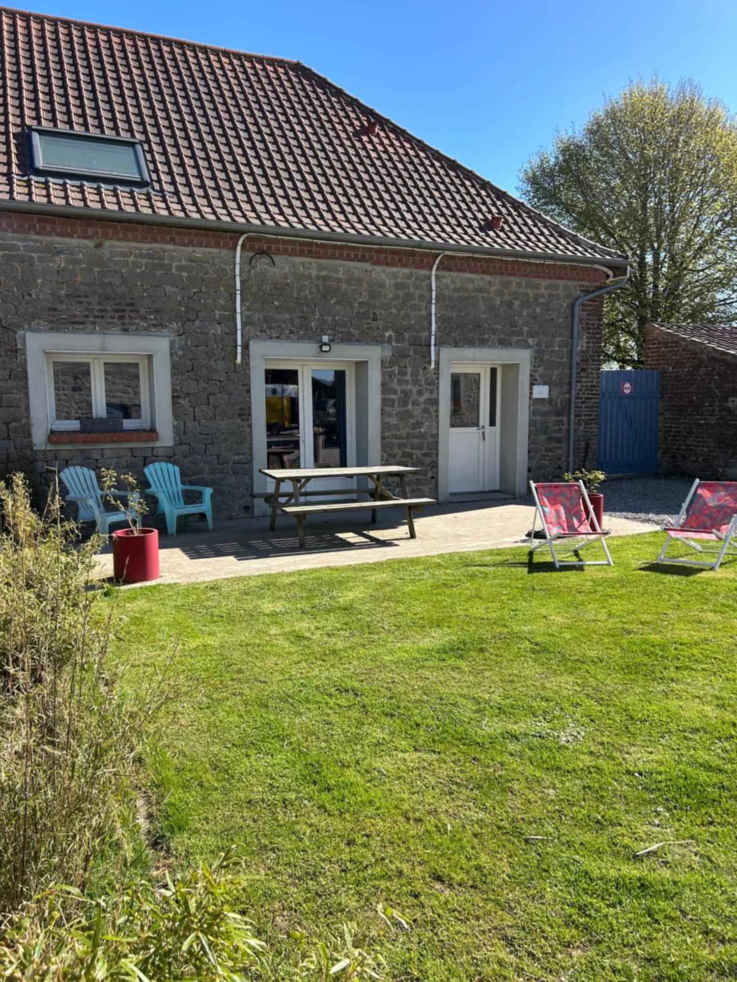 Le Clos de l'Angley Gîtes et pension équestre Caffiers Extérieur photo